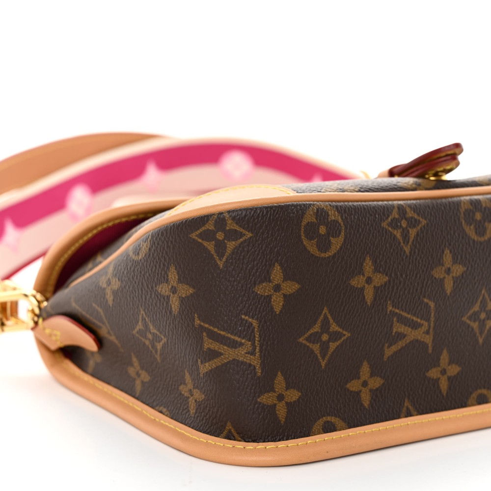 Monogram Diane Fuchsia Monogram Diane Fuchsia