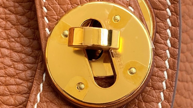 LINDY 30 GOLD TC H073426CC37 Details 2 LINDY 30 GOLD TC H073426CC37 Details 2
